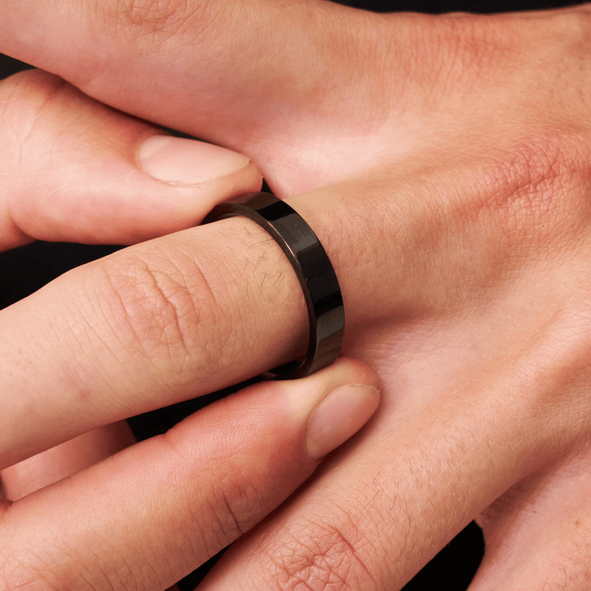 Flat Band Ring (Black) 5mm